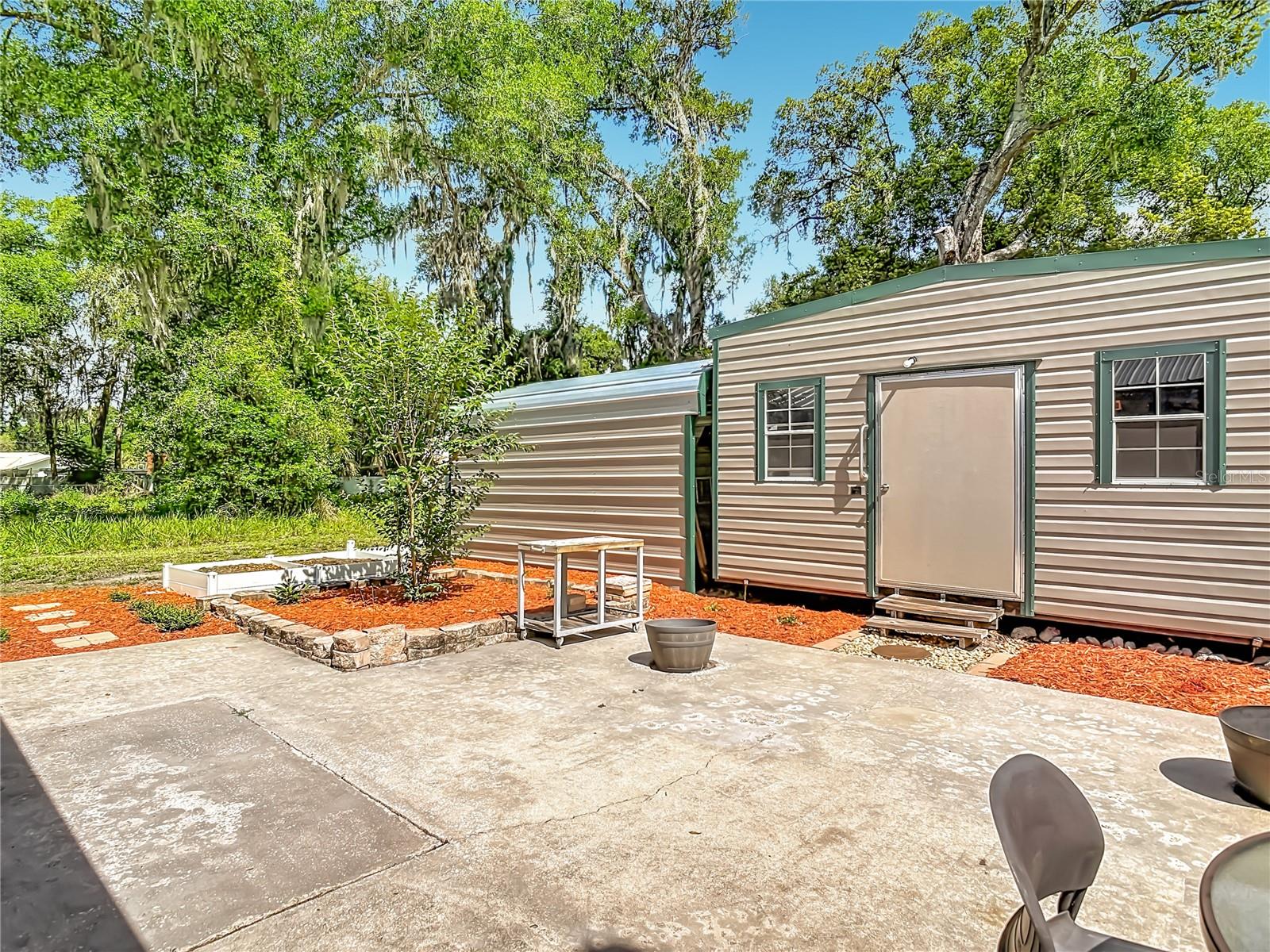 Image 39 of 46 For 17819 Palm Street