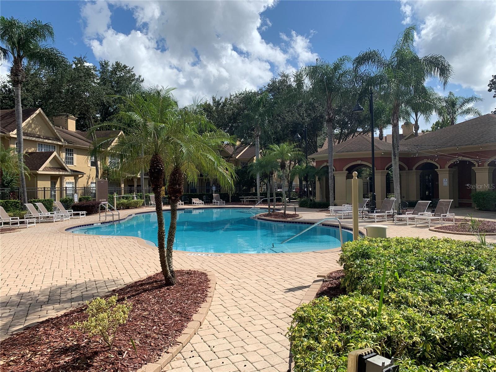 Image 16 of 17 For 832 Grand Regency Point 204