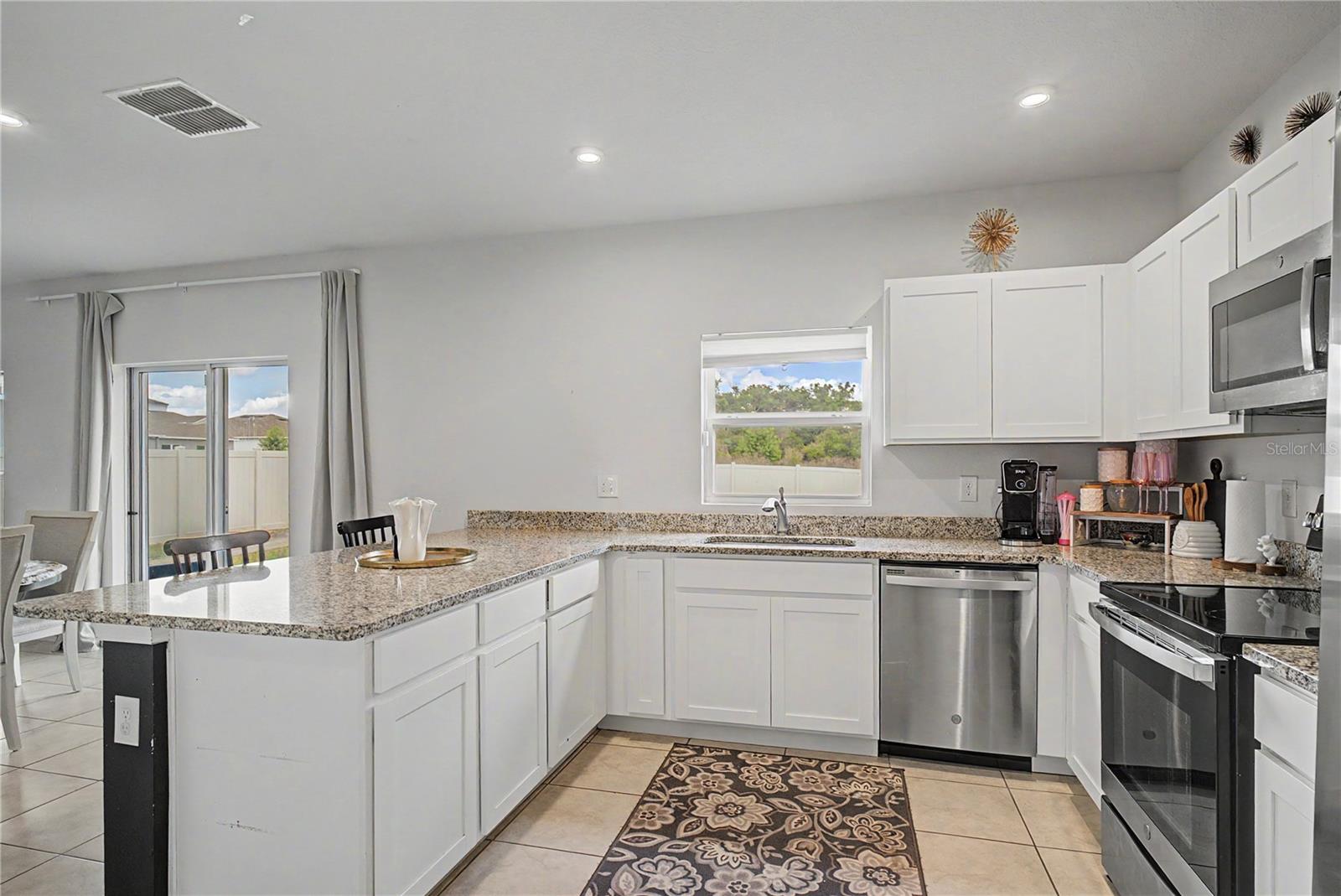 Image 12 of 30 For 313 Fiddlewood Court
