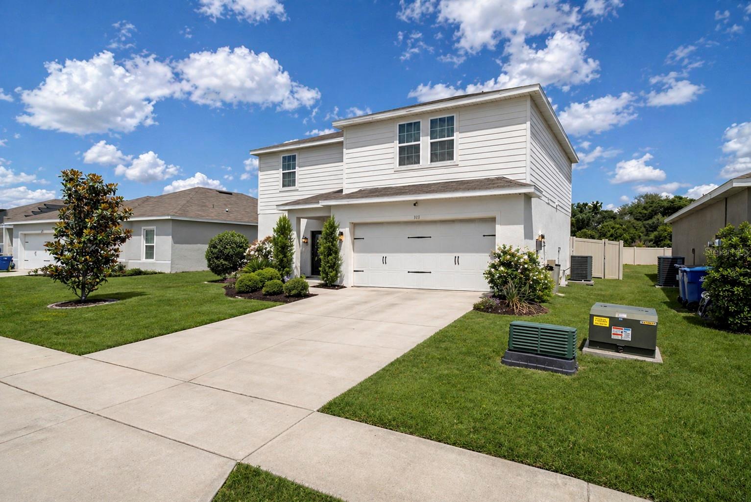 Image 2 of 30 For 313 Fiddlewood Court