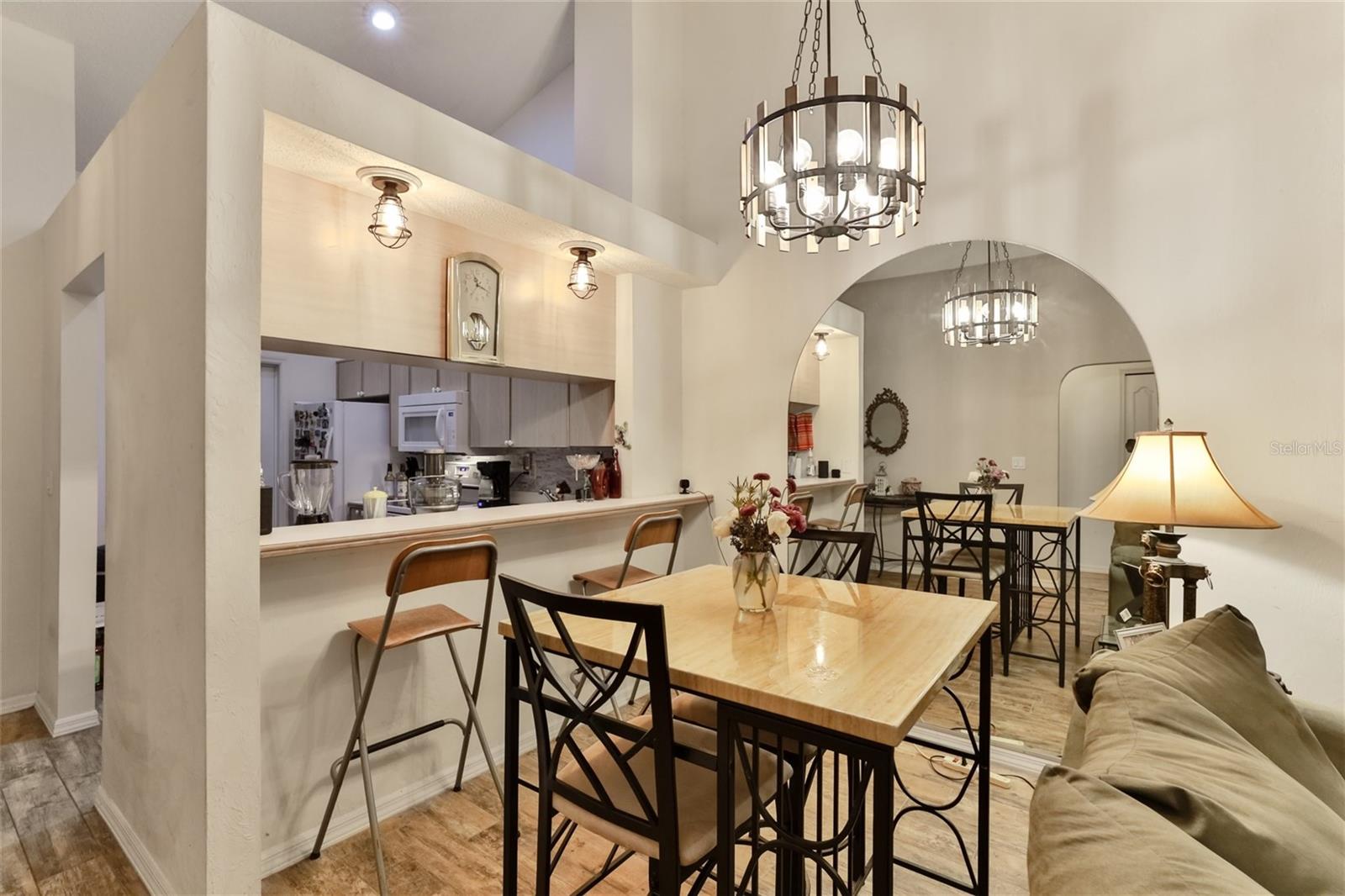 Image 14 of 42 For 121 Dovecote Lane