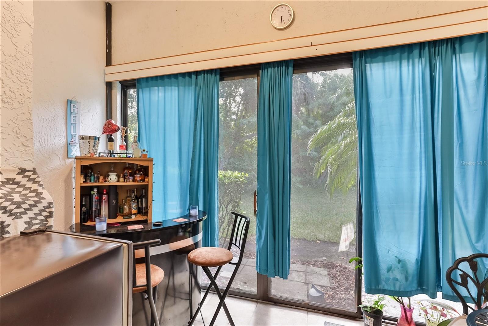 Image 28 of 42 For 121 Dovecote Lane