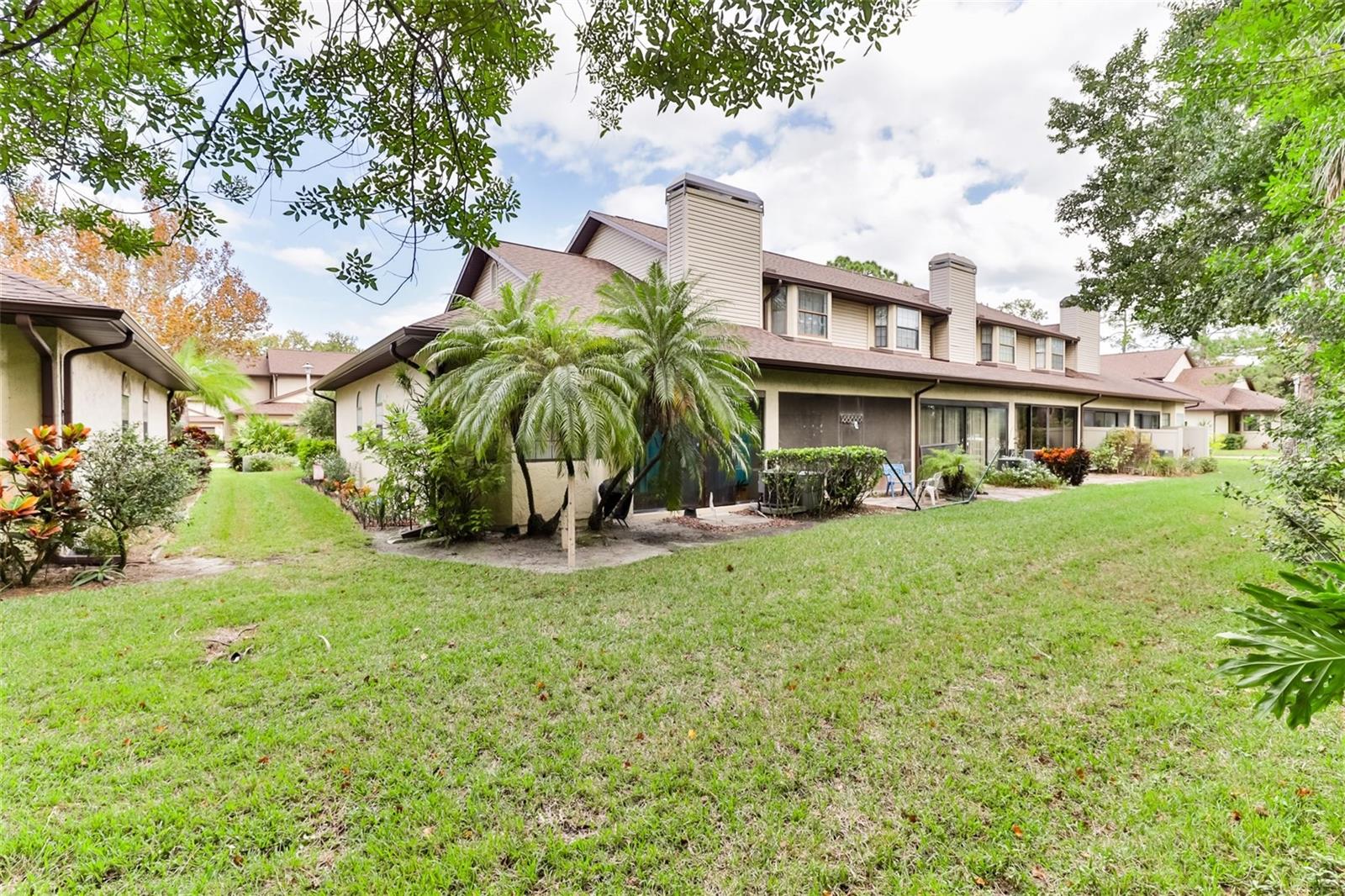 Image 33 of 42 For 121 Dovecote Lane