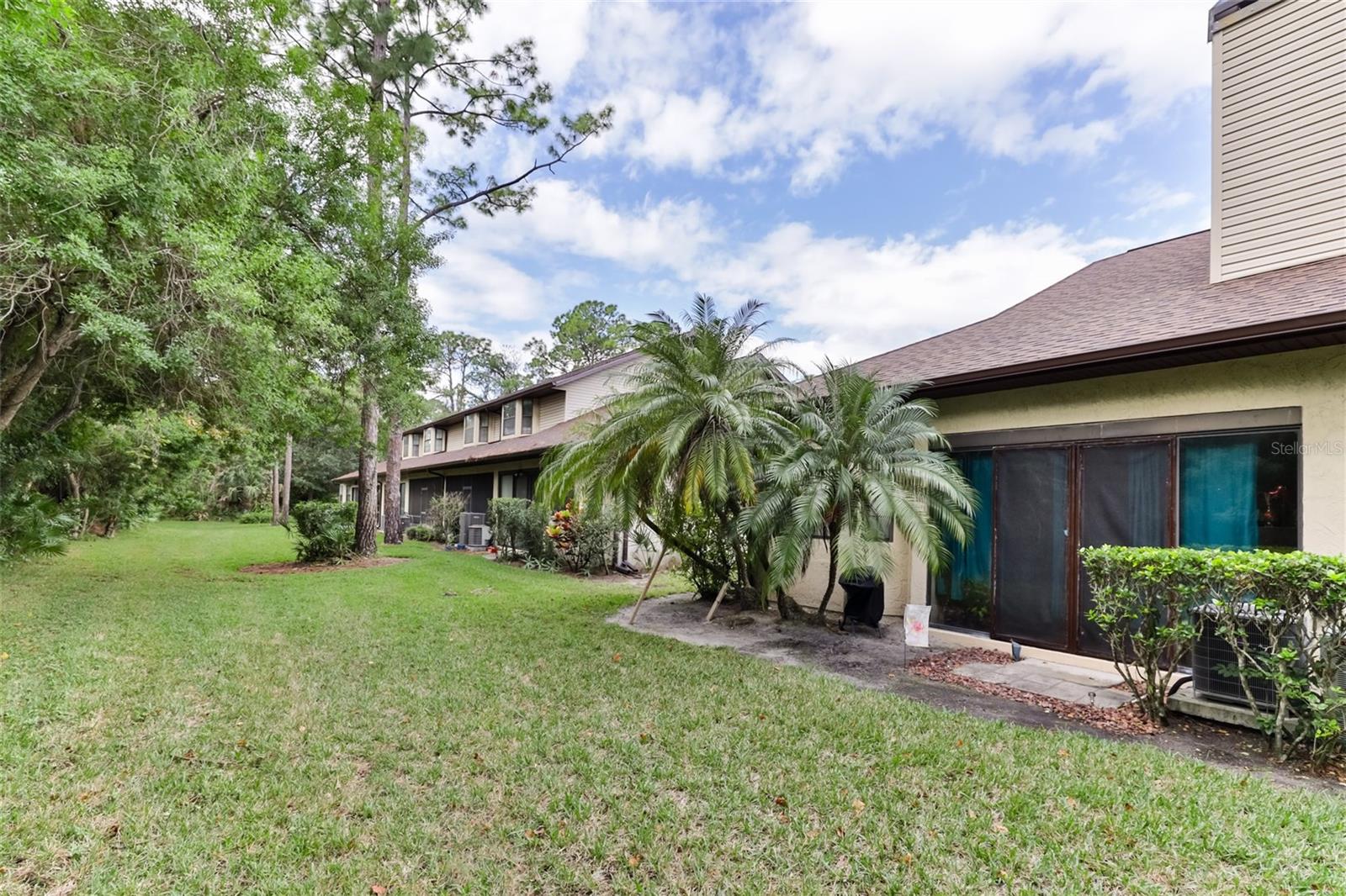 Image 35 of 42 For 121 Dovecote Lane