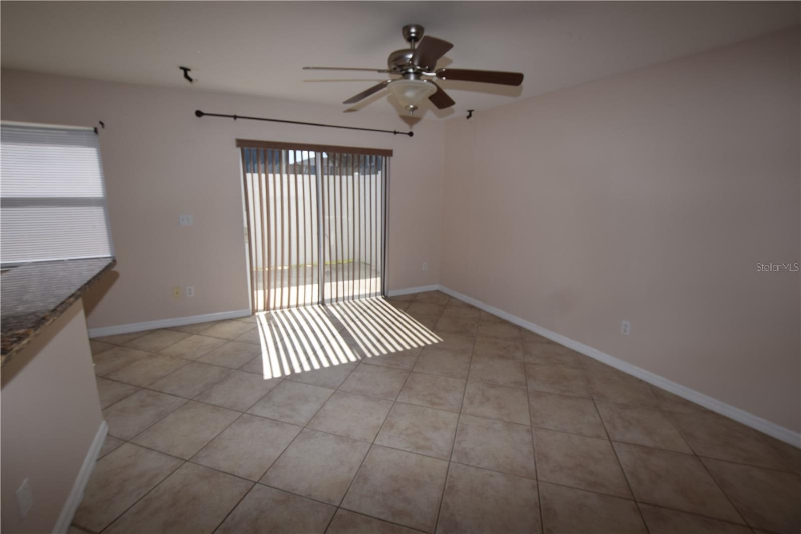 Image 11 of 47 For 13098 Lexington Summit Street