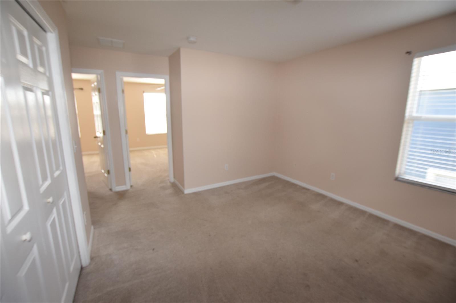 Image 23 of 47 For 13098 Lexington Summit Street