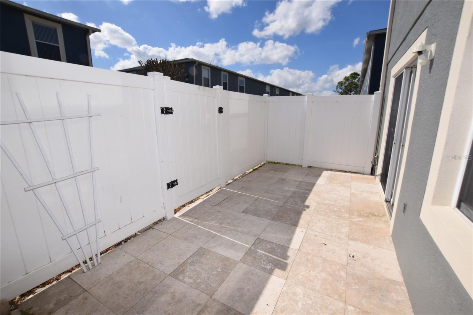 Image 4 of 47 For 13098 Lexington Summit Street