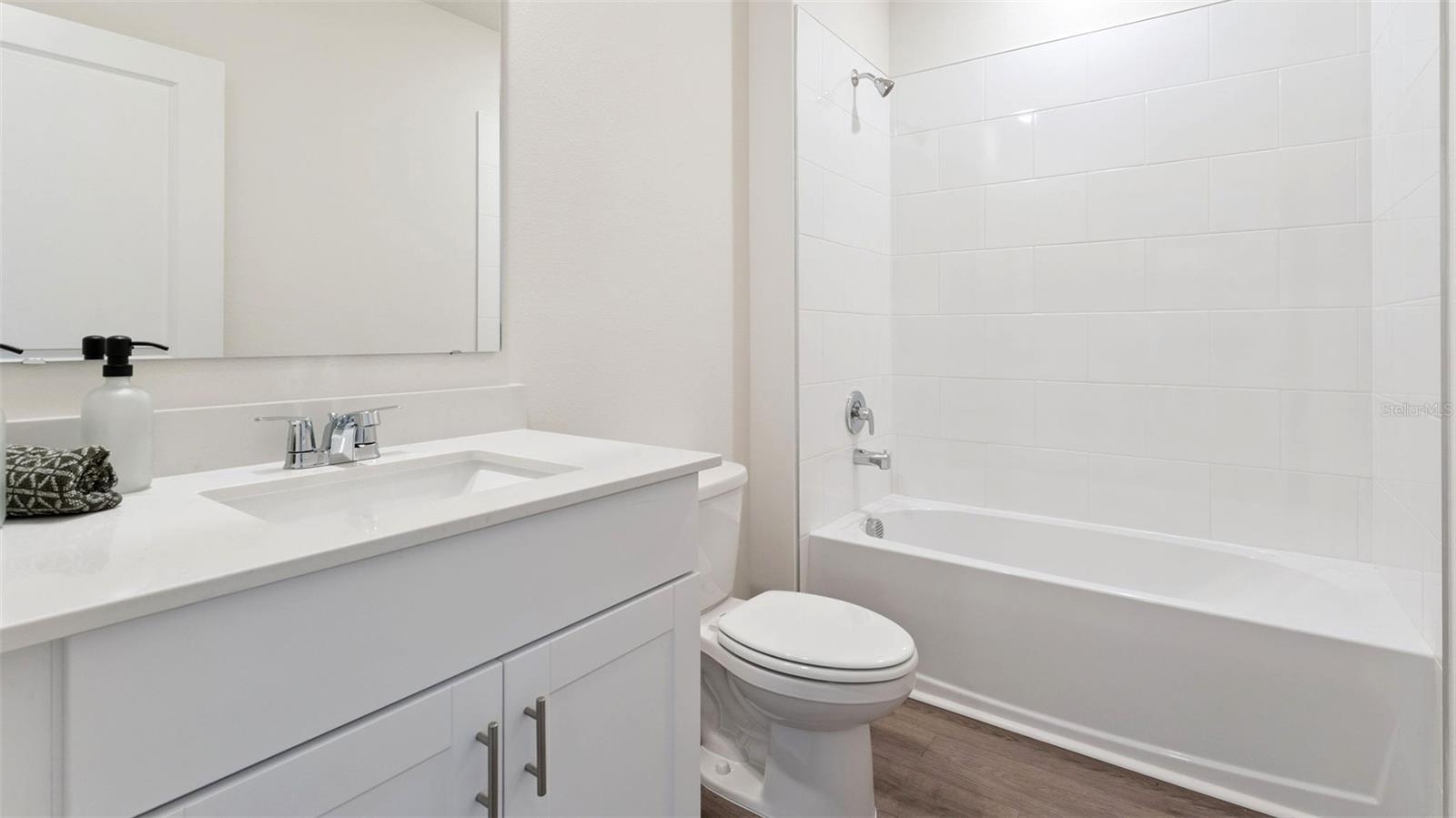 Image 14 of 17 For 5054 Marshelder Street