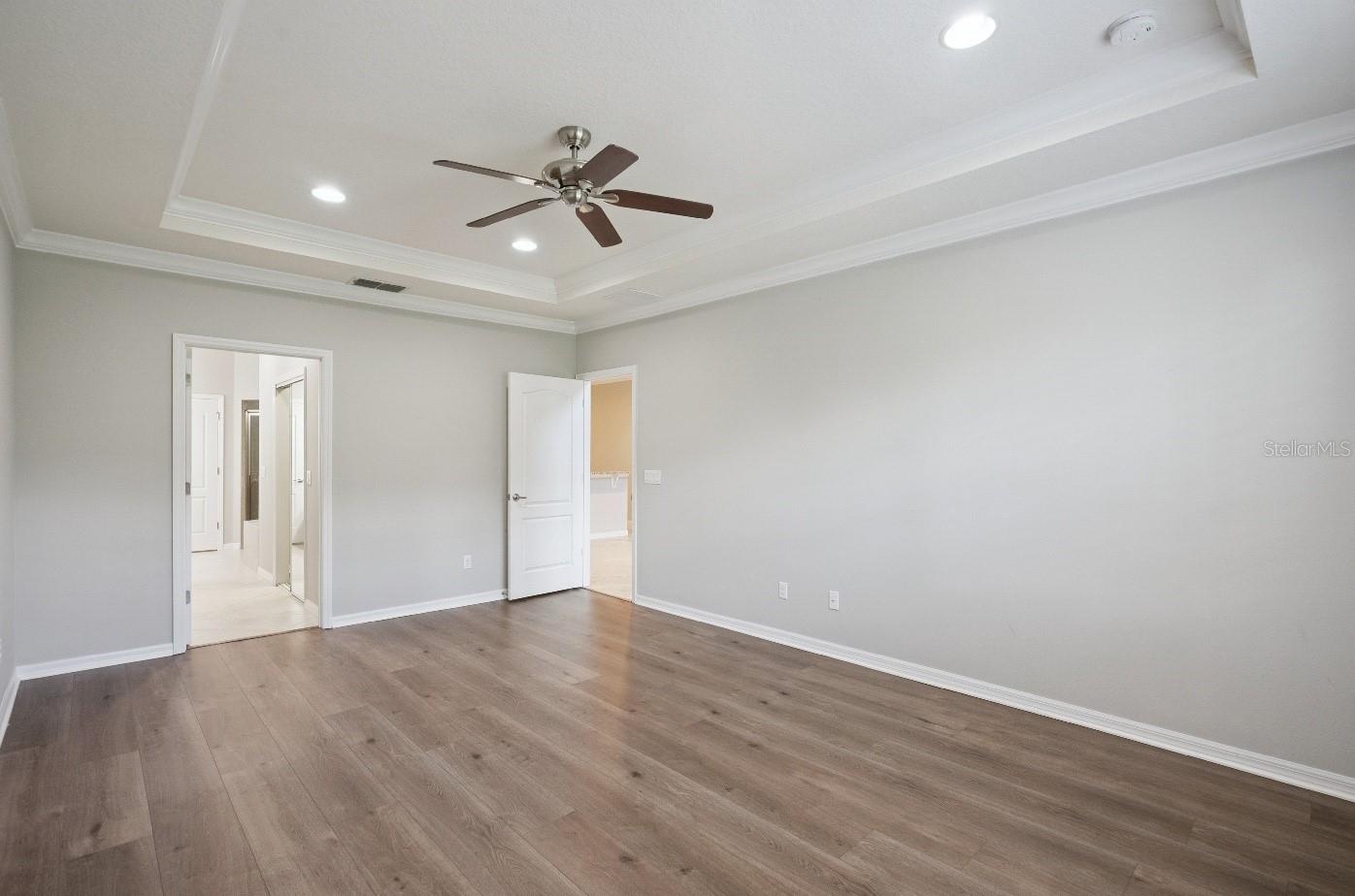 Image 10 of 37 For 5640 Siracusa Lane
