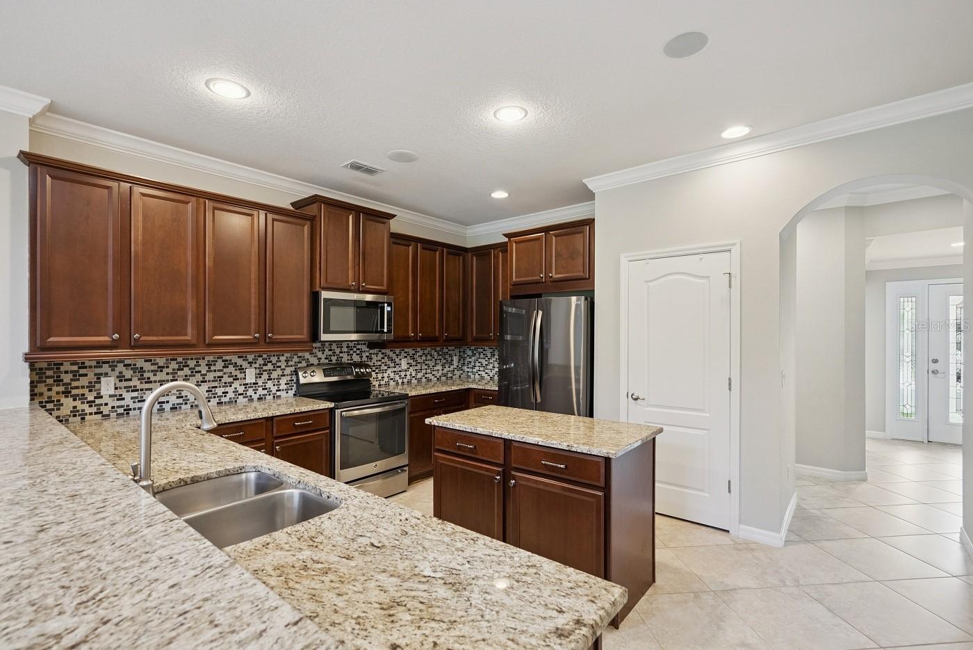 Image 4 of 37 For 5640 Siracusa Lane