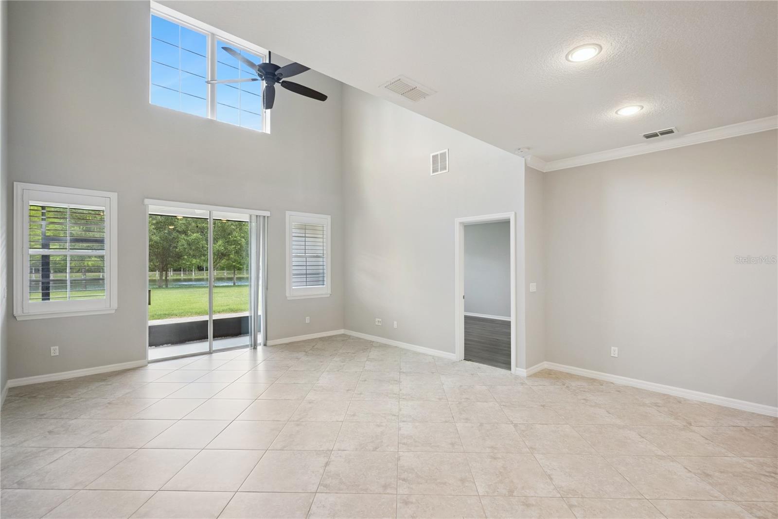 Image 6 of 37 For 5640 Siracusa Lane