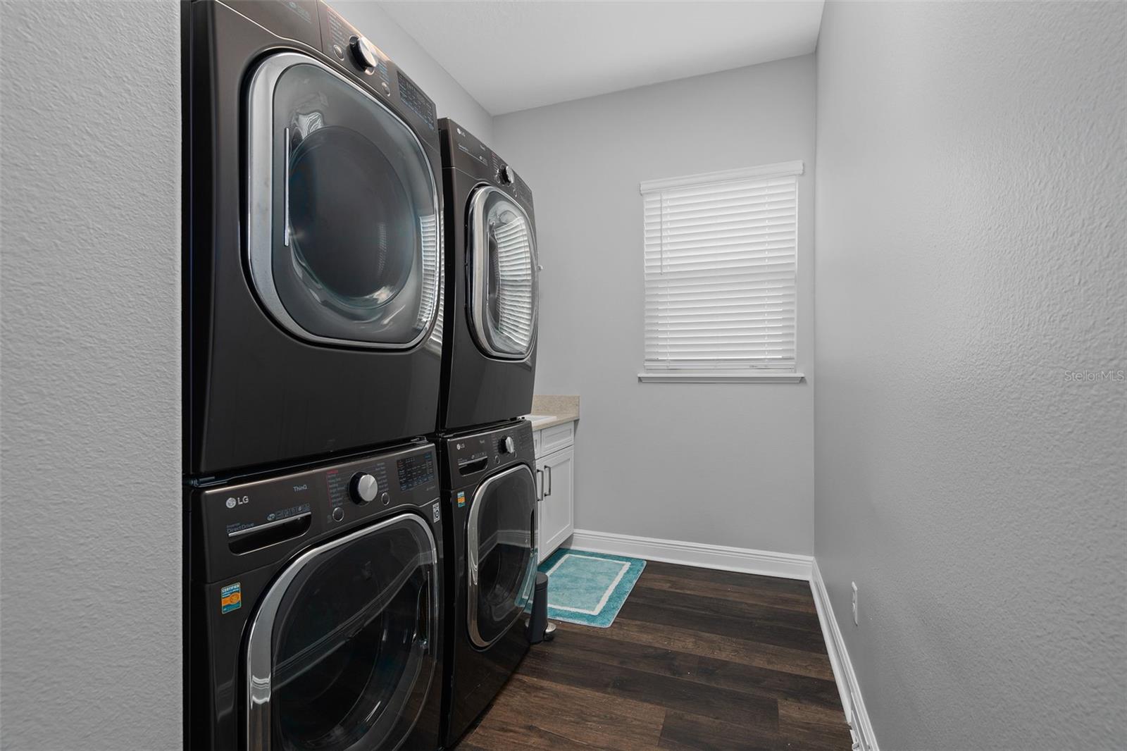 Image 31 of 78 For 15522 Shorebird Lane