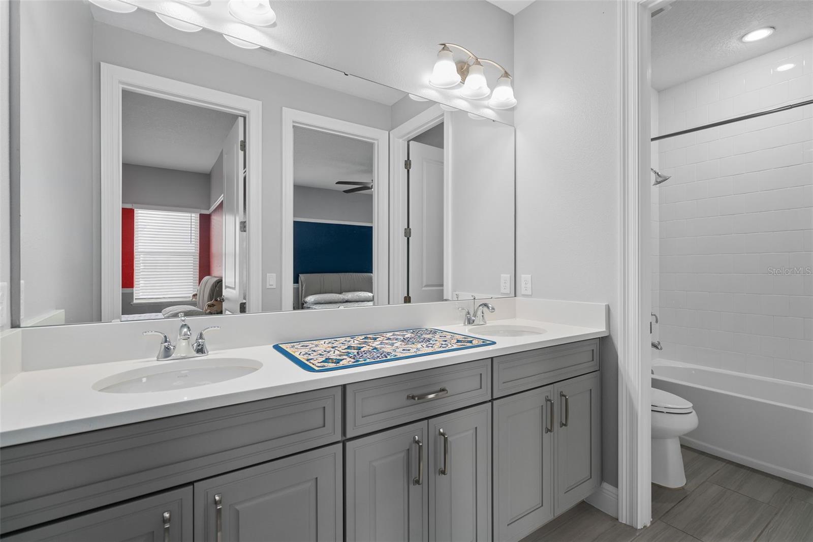 Image 40 of 78 For 15522 Shorebird Lane