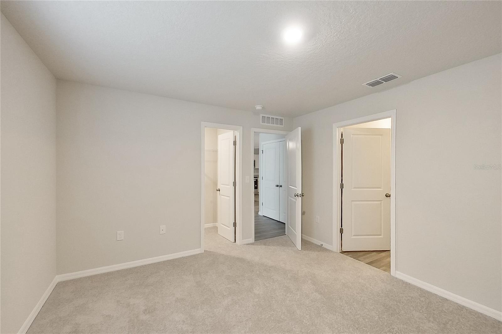 Image 17 of 20 For 8755 Nobleton Way