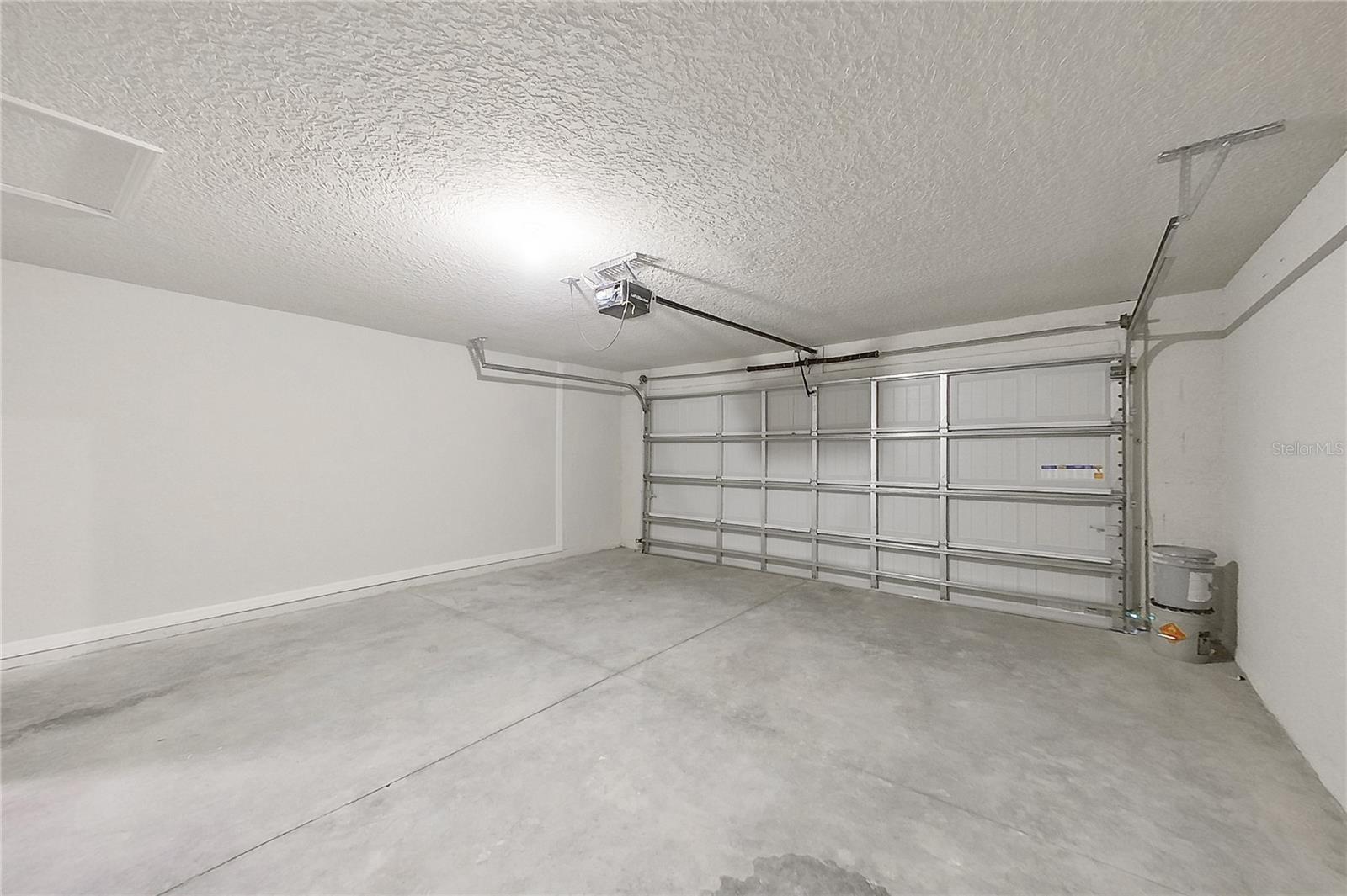 Image 18 of 20 For 8755 Nobleton Way