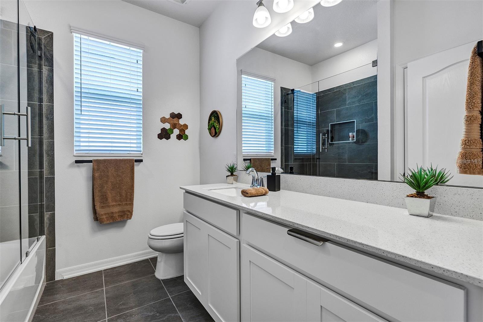 Image 14 of 28 For 2163 Bay Line Road