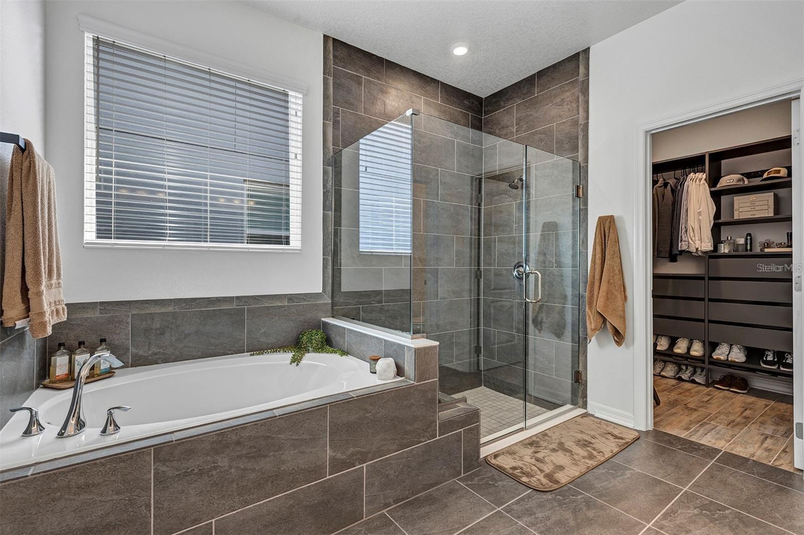 Image 17 of 28 For 2163 Bay Line Road