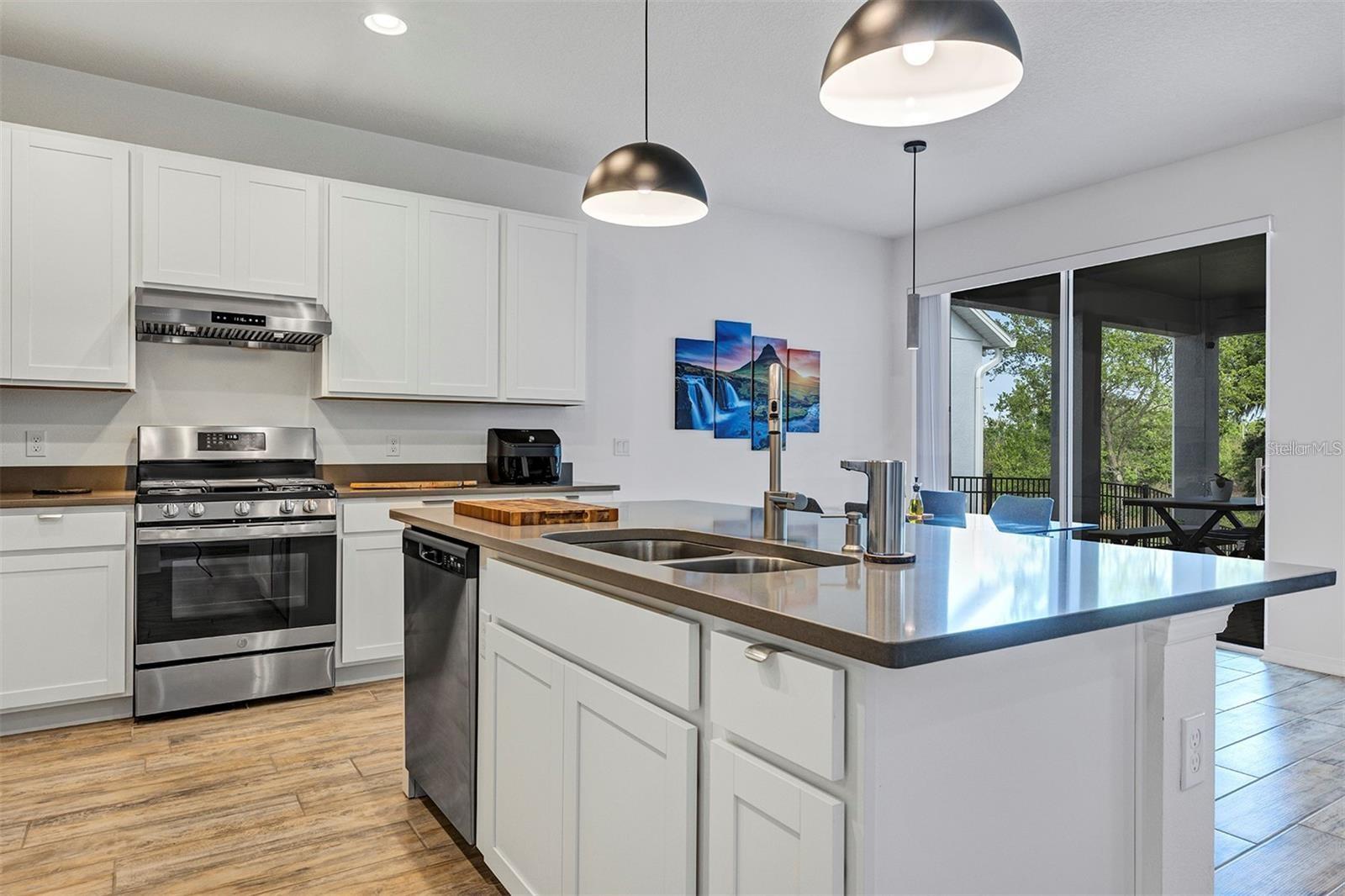 Image 4 of 28 For 2163 Bay Line Road