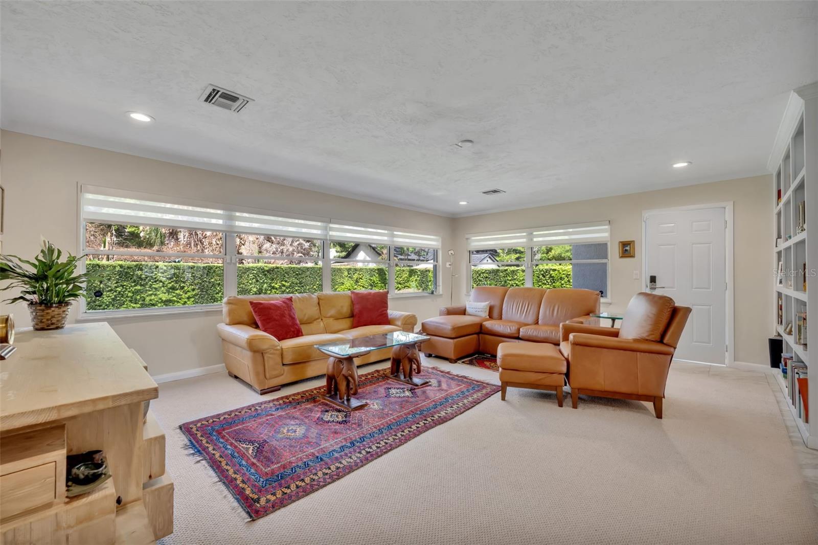 Image 22 of 41 For 1725 Carollee Lane