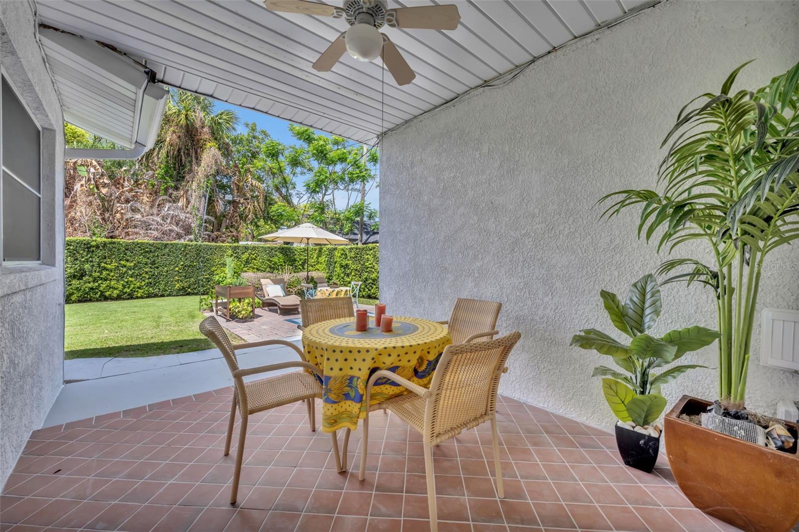 Image 36 of 41 For 1725 Carollee Lane