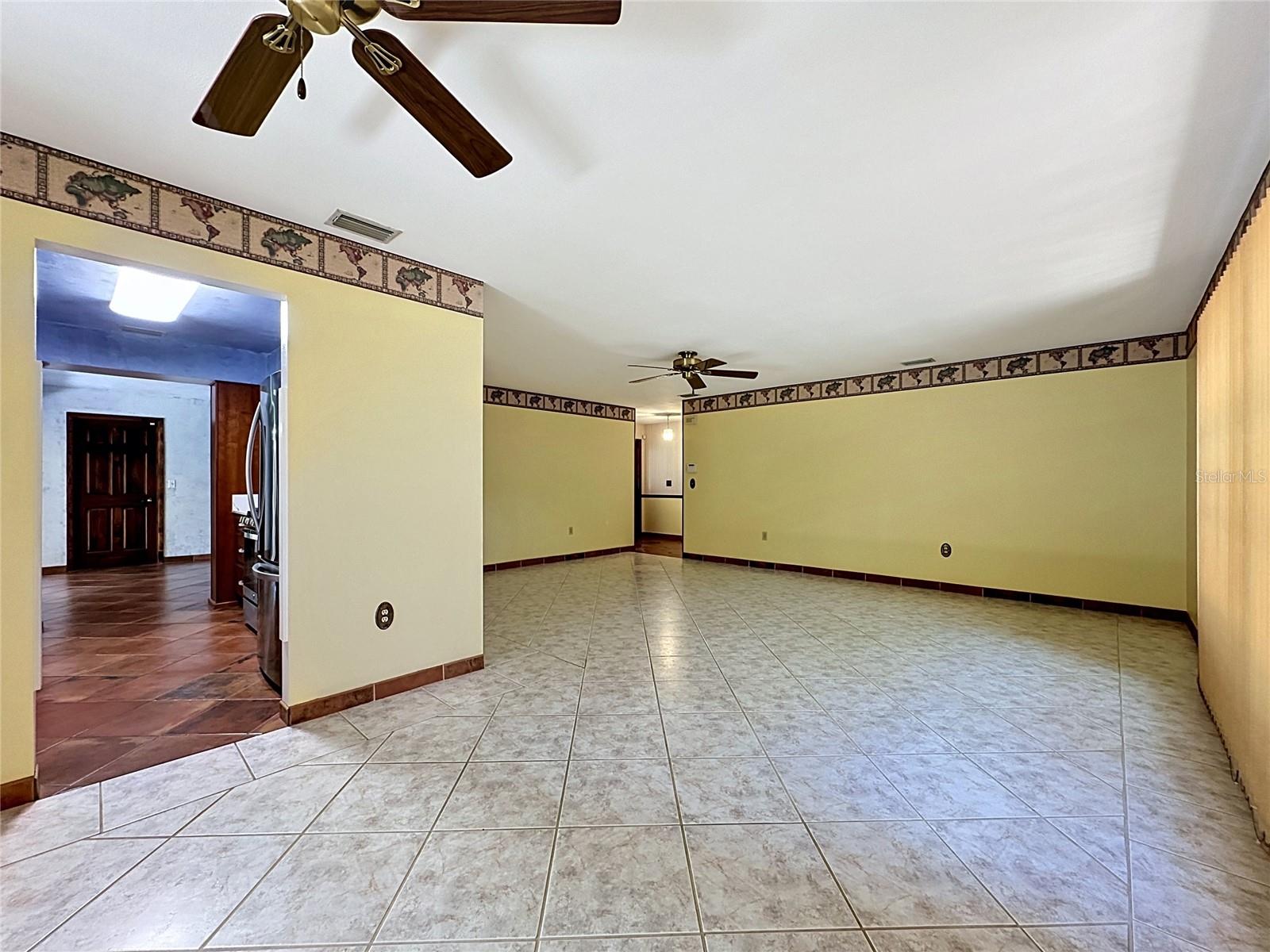 Image 19 of 71 For 653 Green Meadow Avenue