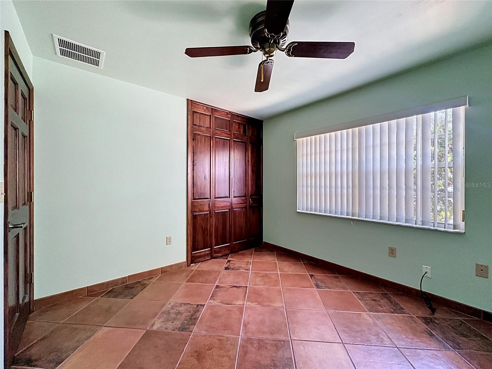 Image 36 of 71 For 653 Green Meadow Avenue