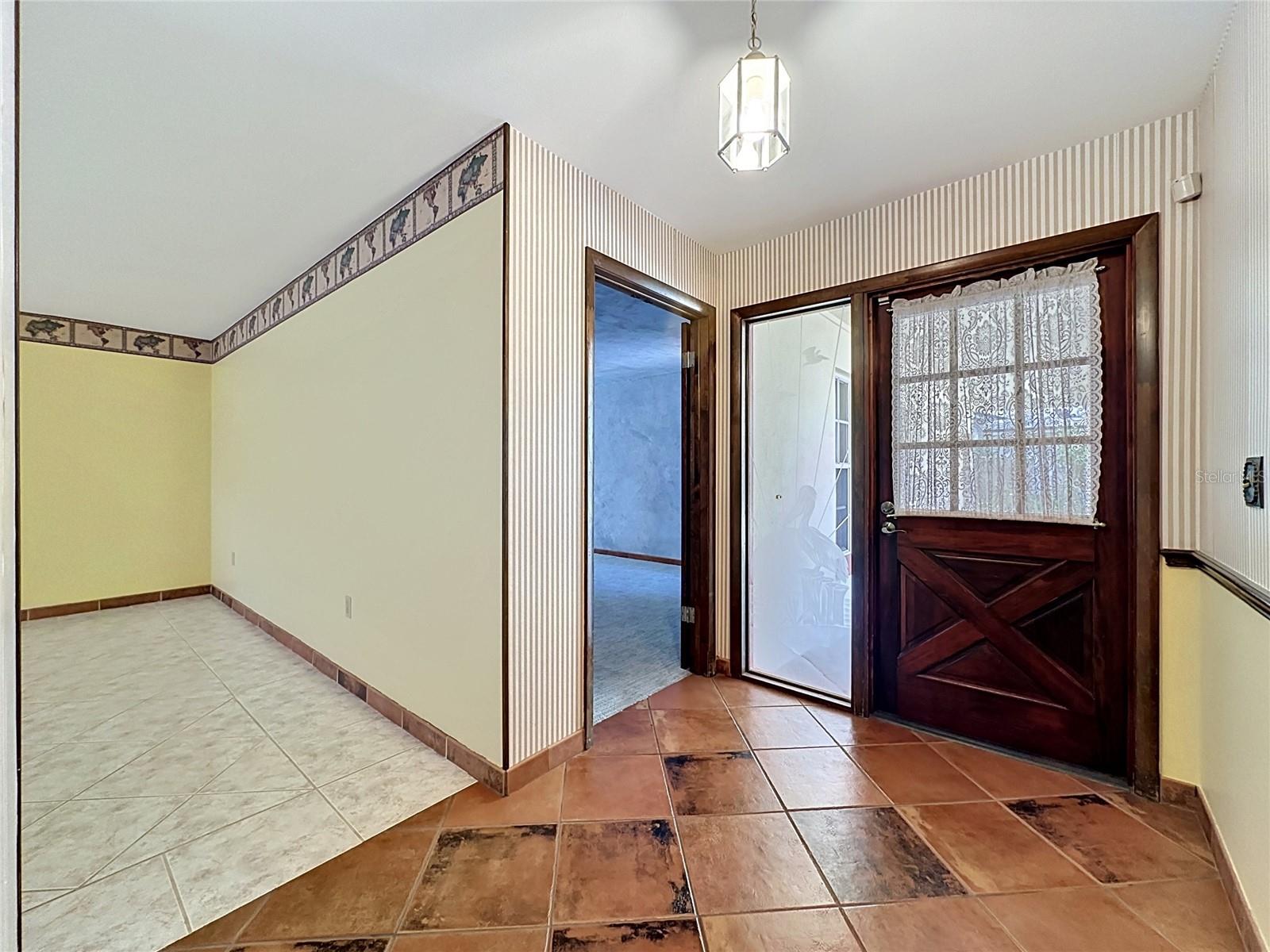 Image 6 of 71 For 653 Green Meadow Avenue