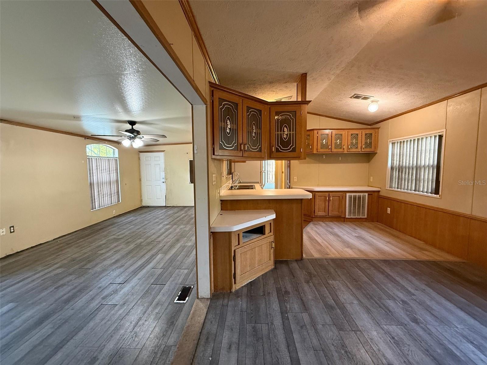 Image 4 of 11 For 3000 Clarcona Road 1412