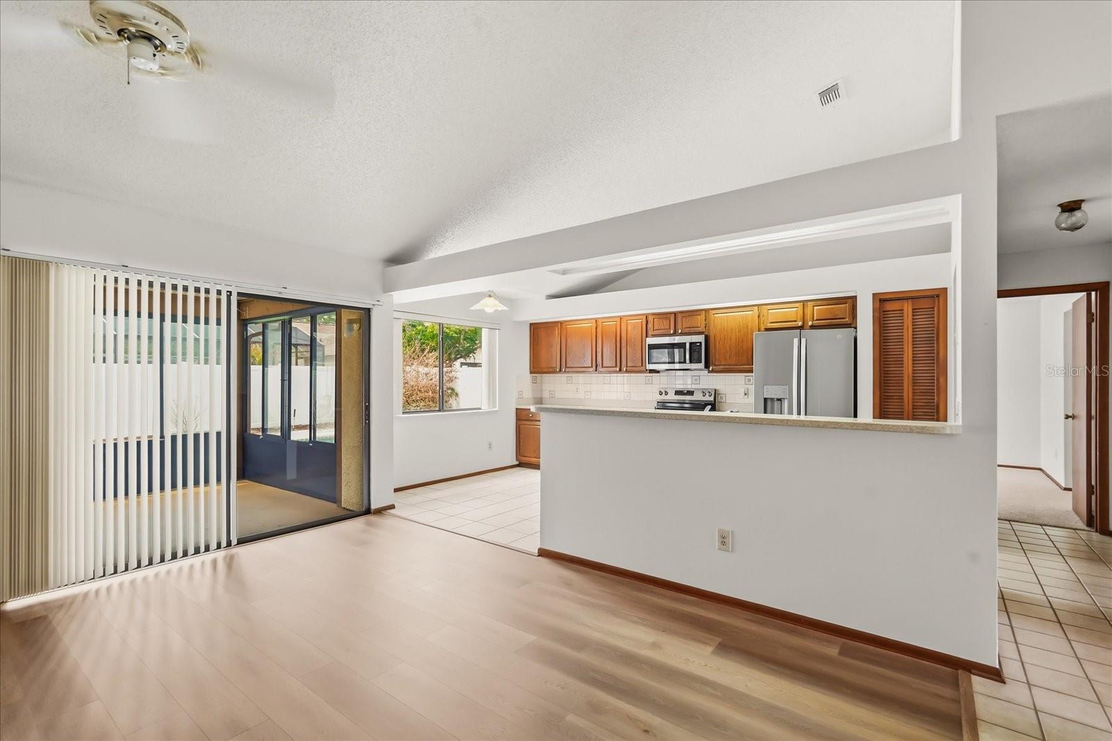 Image 13 of 41 For 10330 Taraby Court