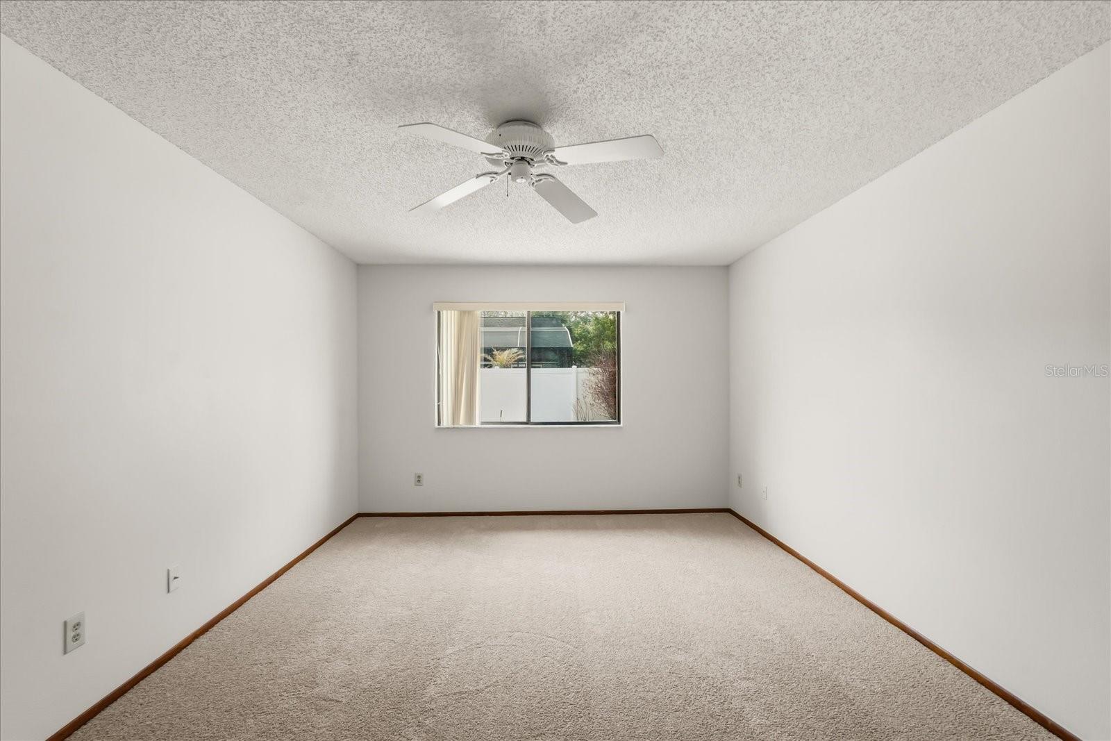 Image 22 of 41 For 10330 Taraby Court