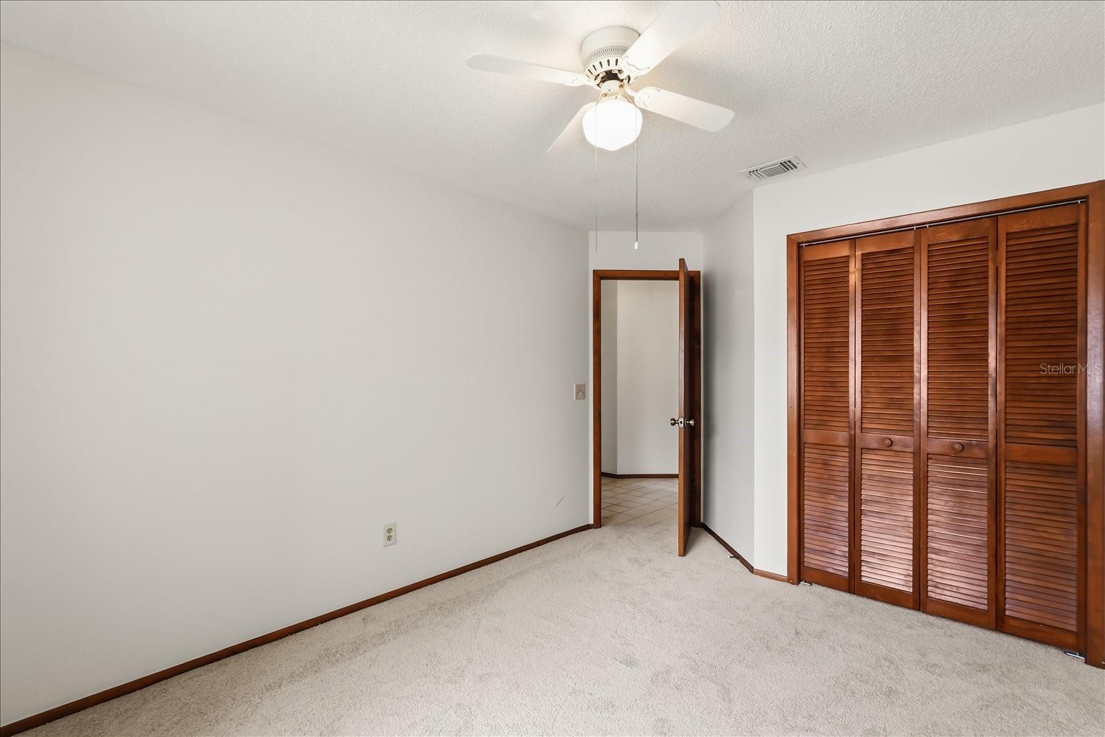 Image 23 of 41 For 10330 Taraby Court