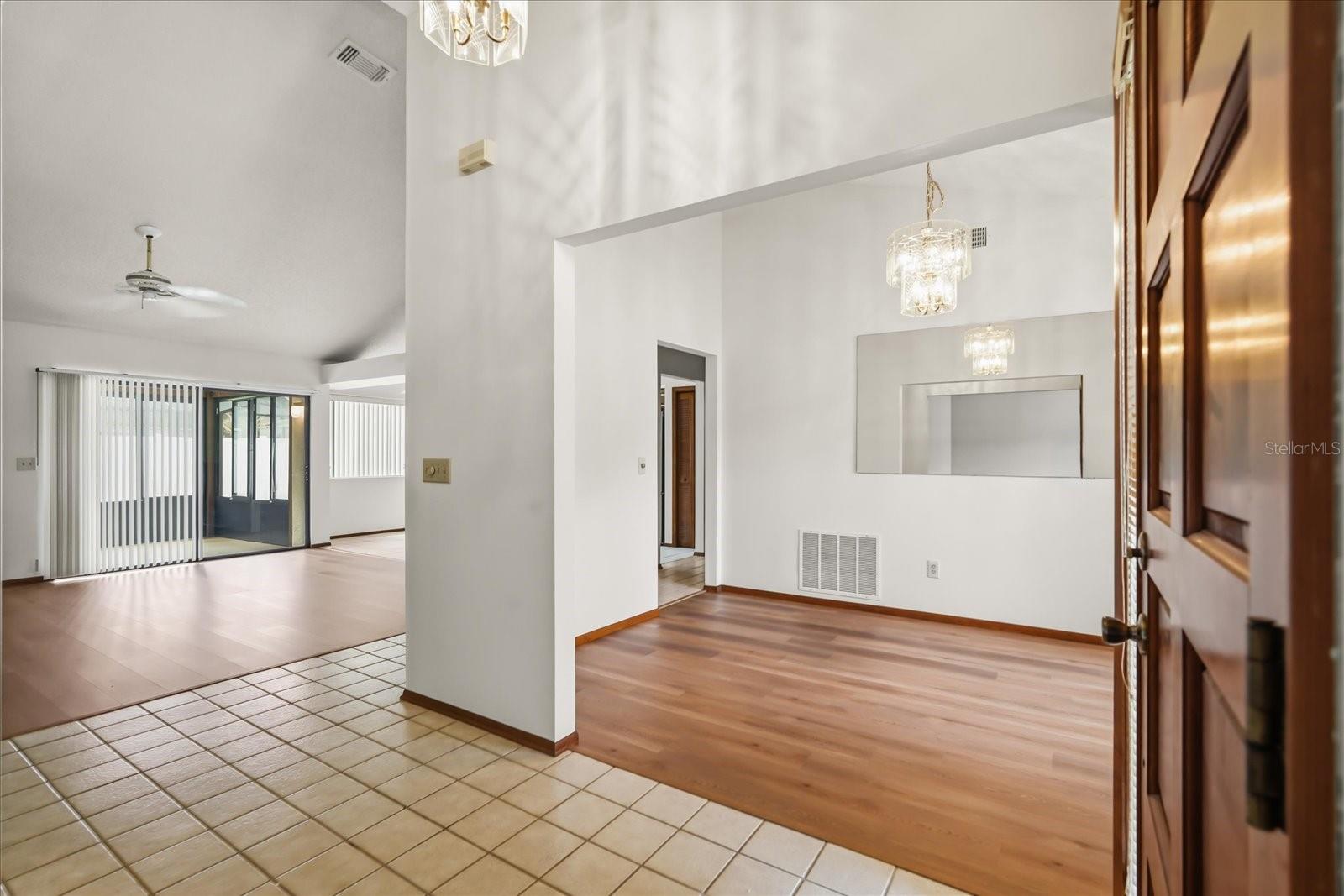 Image 3 of 41 For 10330 Taraby Court