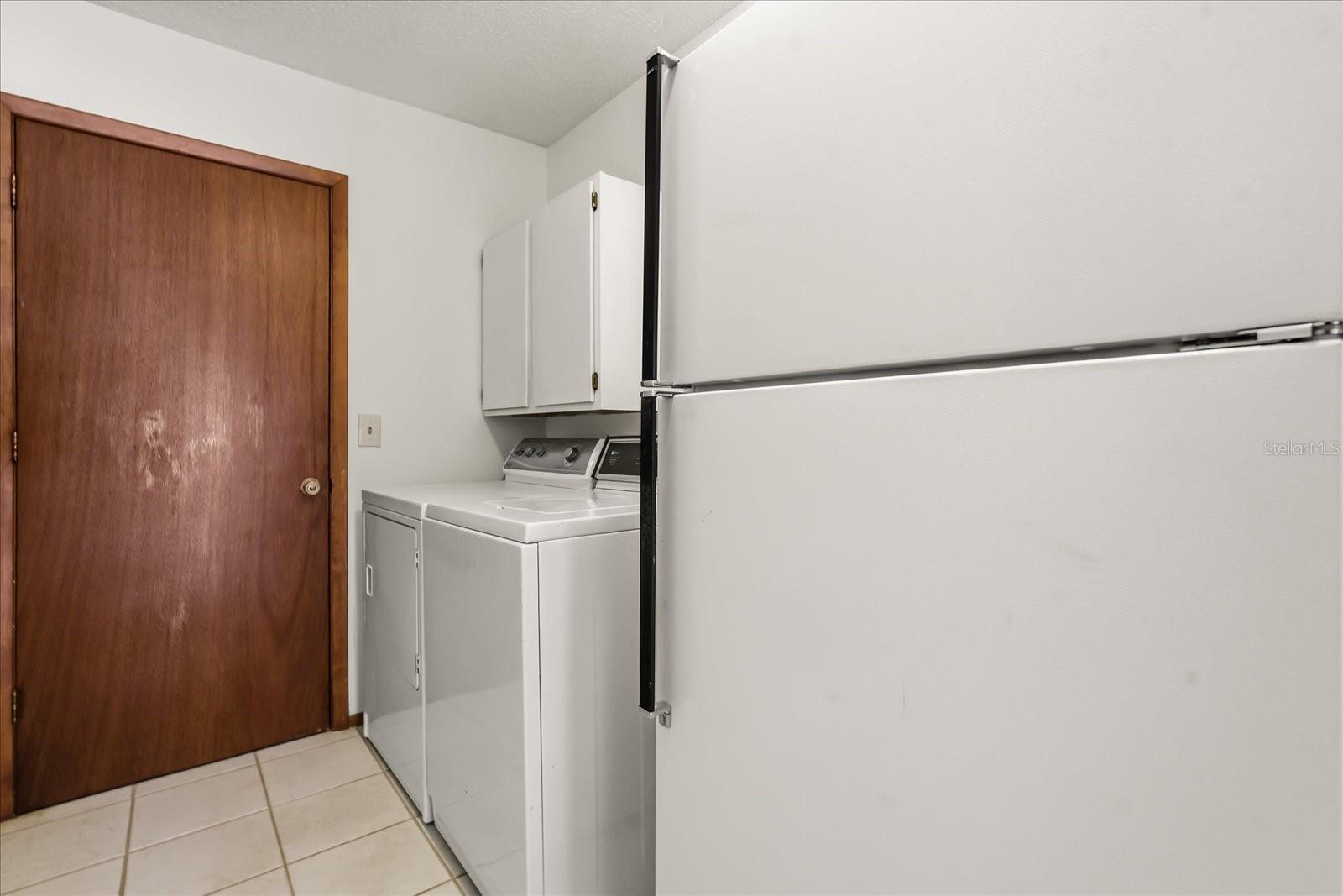 Image 32 of 41 For 10330 Taraby Court