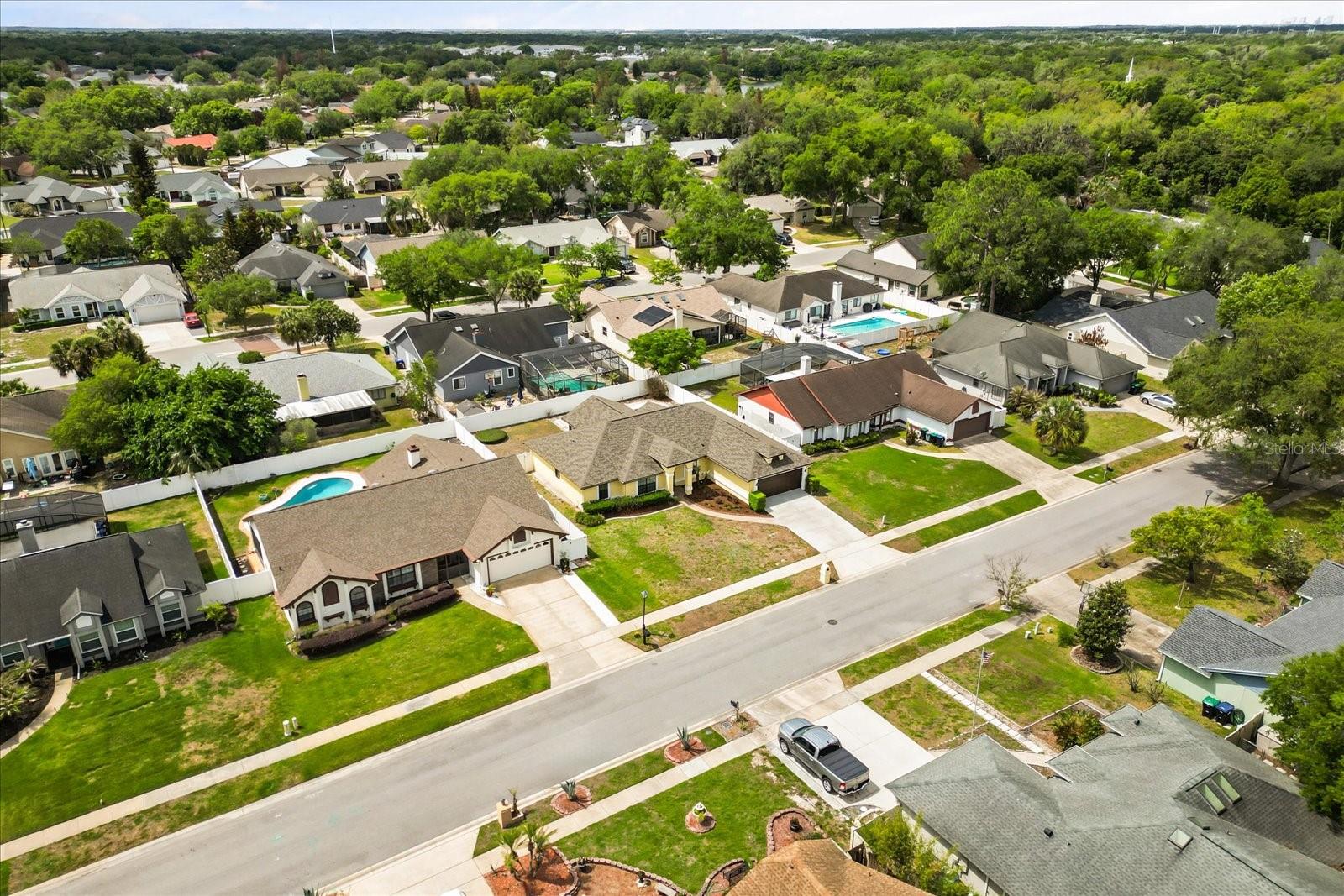 Image 37 of 41 For 10330 Taraby Court