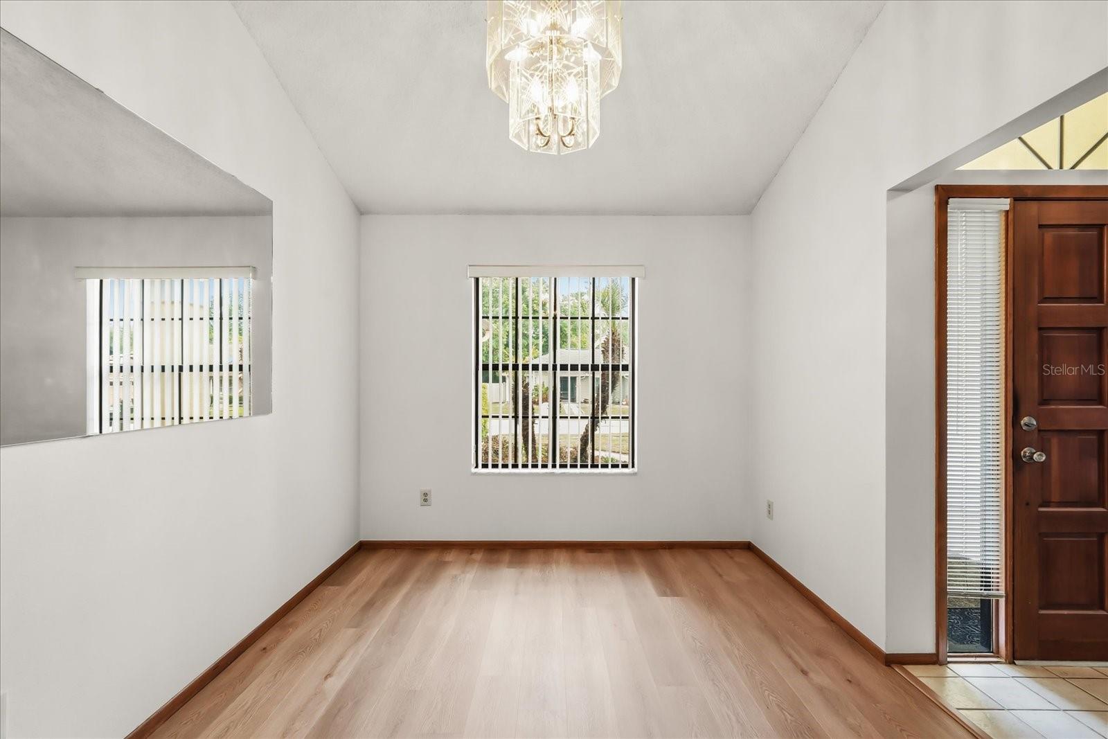 Image 9 of 41 For 10330 Taraby Court