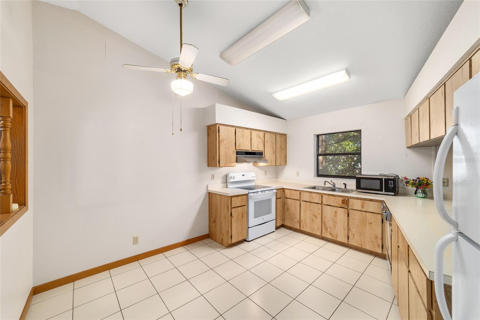 Image 11 of 34 For 7385 103rd Lane