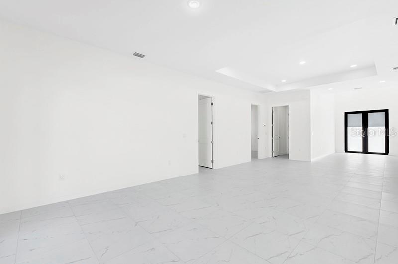Image 14 of 44 For 3927 38th Street