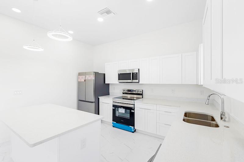 Image 16 of 44 For 3927 38th Street