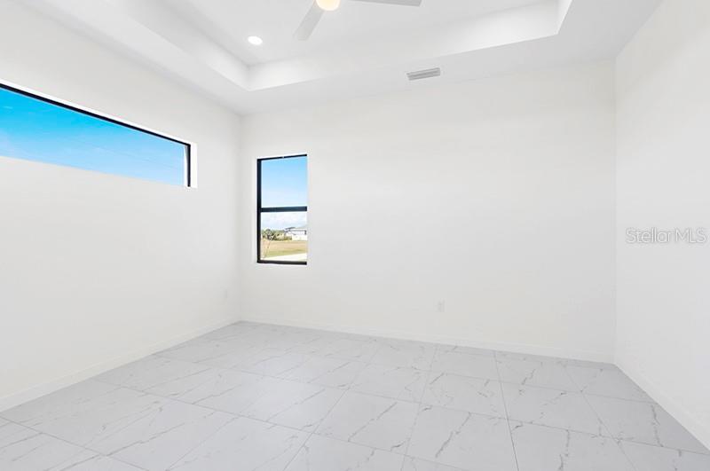 Image 18 of 44 For 3927 38th Street