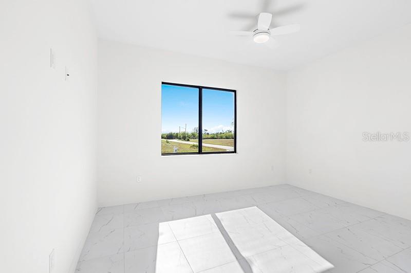 Image 22 of 44 For 3927 38th Street