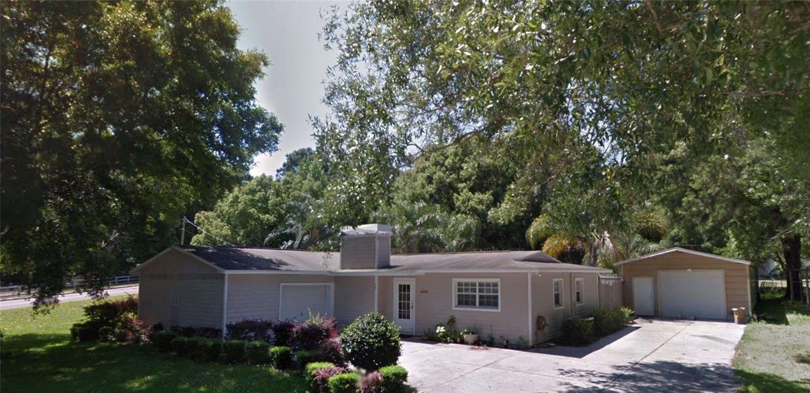 Listing Details for 10 Shorthorn Drive, APOPKA, FL 32712