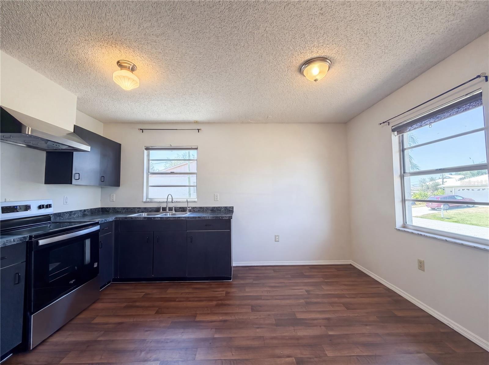 Image 6 of 20 For 603 48th Street W