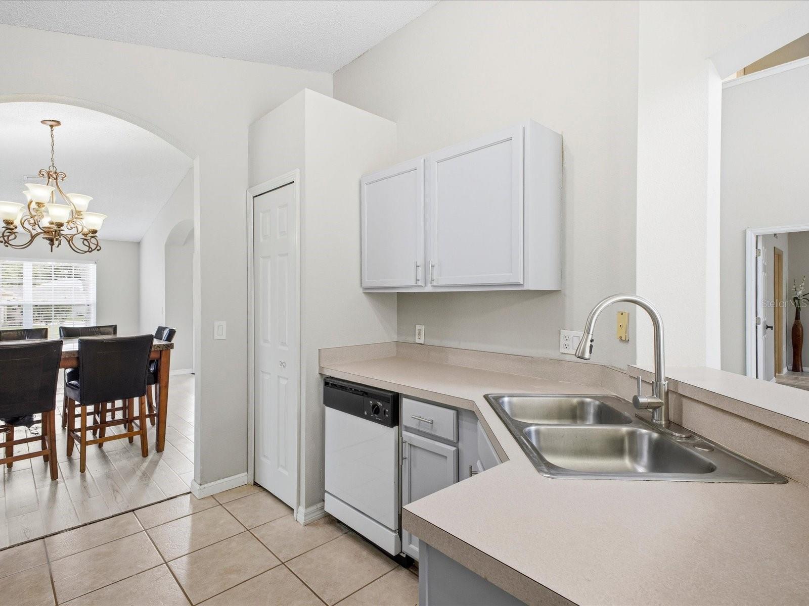 Image 15 of 63 For 1656 Dunes Court