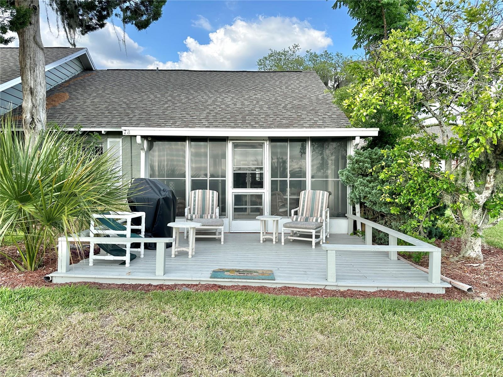 Image 20 of 21 For 1096 Villa Lane 78