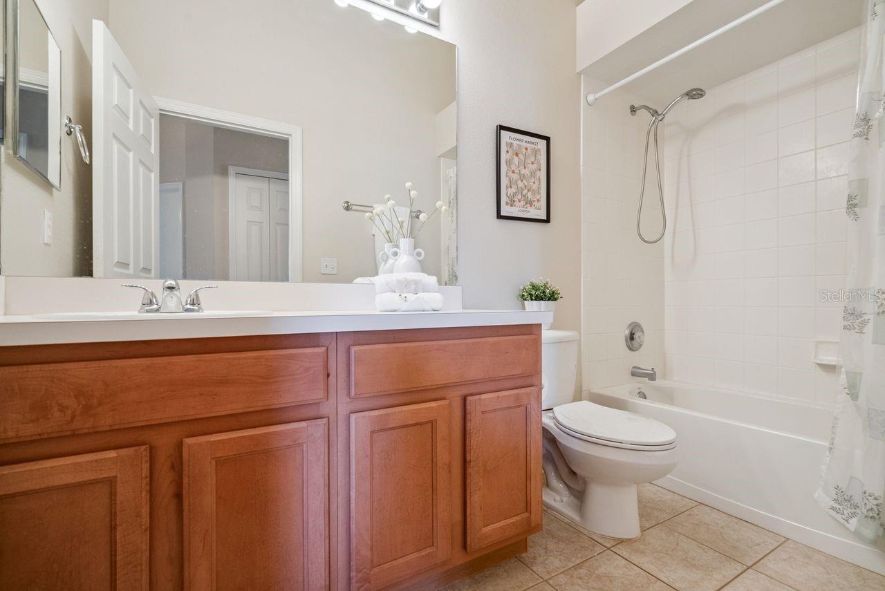 Image 14 of 20 For 5345 Los Palma Vista Drive