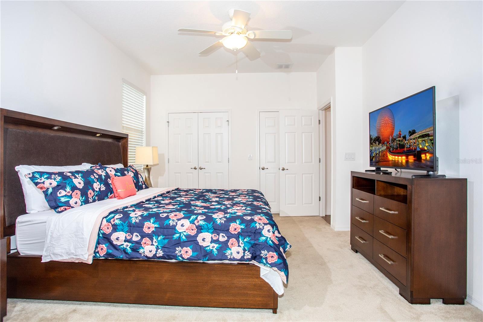 Image 16 of 28 For 2666 Rosemont Circle