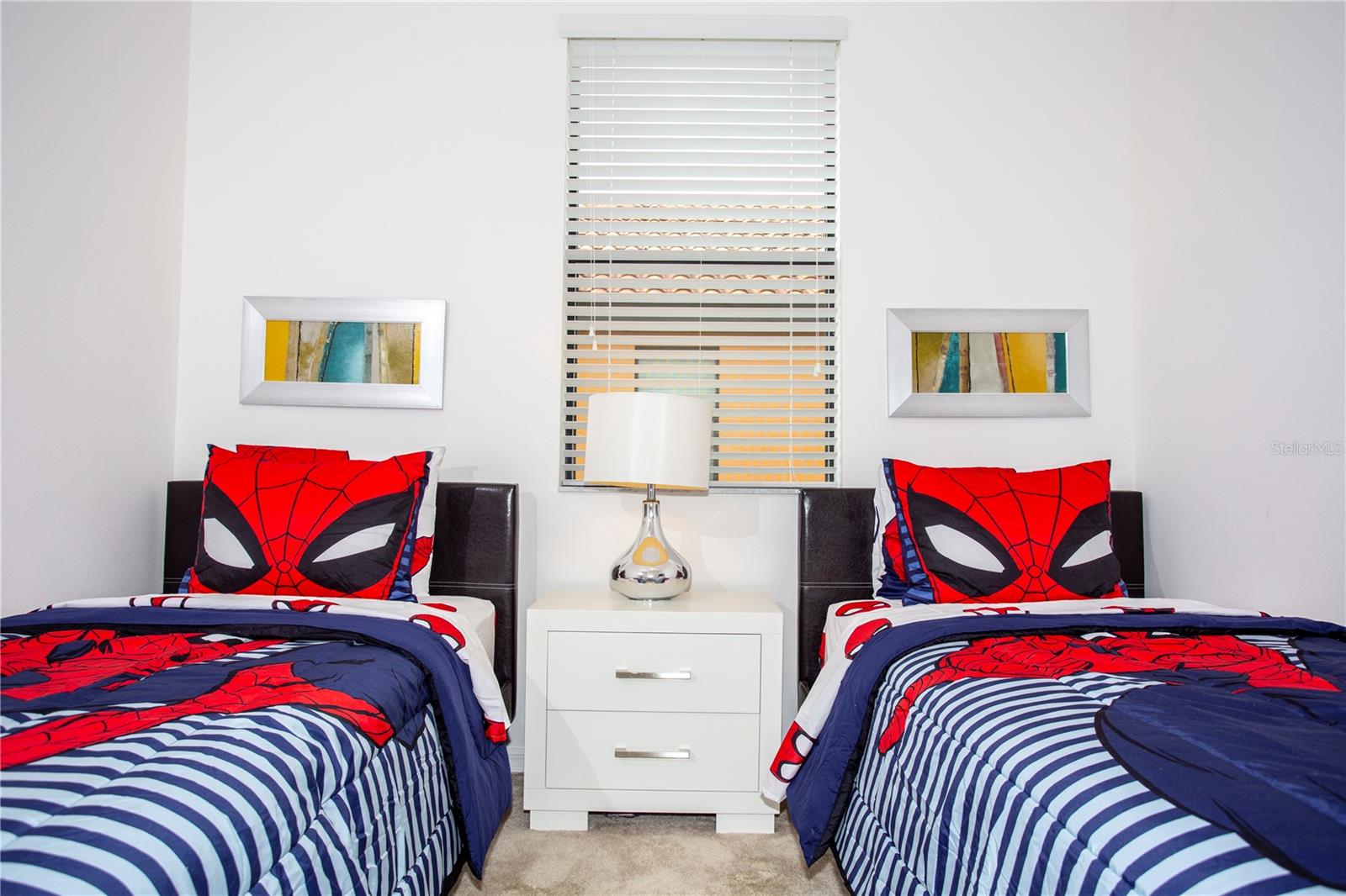 Image 21 of 28 For 2666 Rosemont Circle