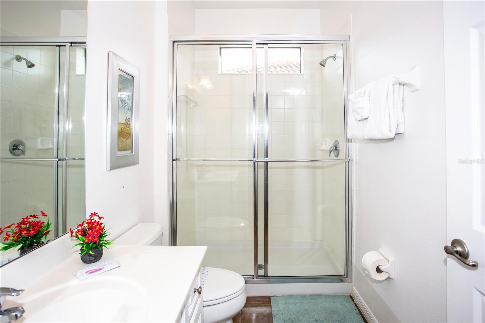 Image 22 of 28 For 2666 Rosemont Circle
