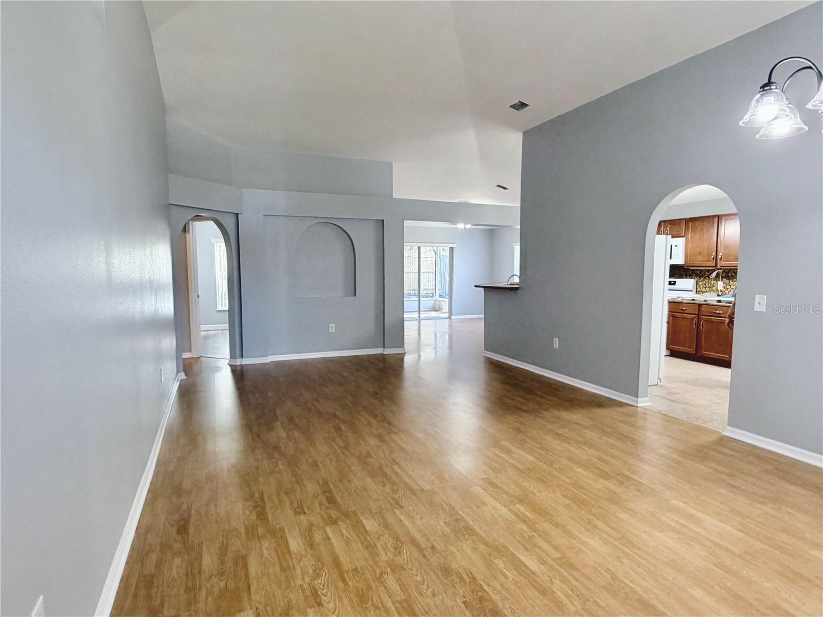 Image 4 of 17 For 26 Jett Loop