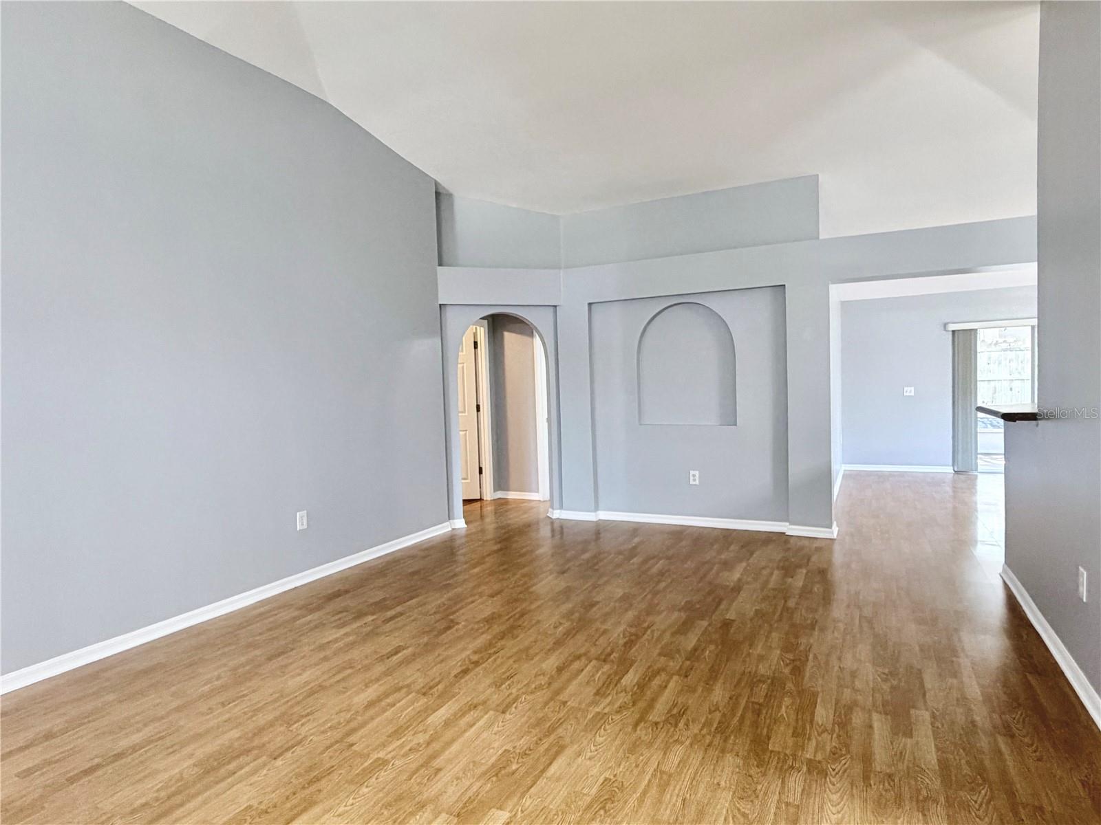 Image 5 of 17 For 26 Jett Loop